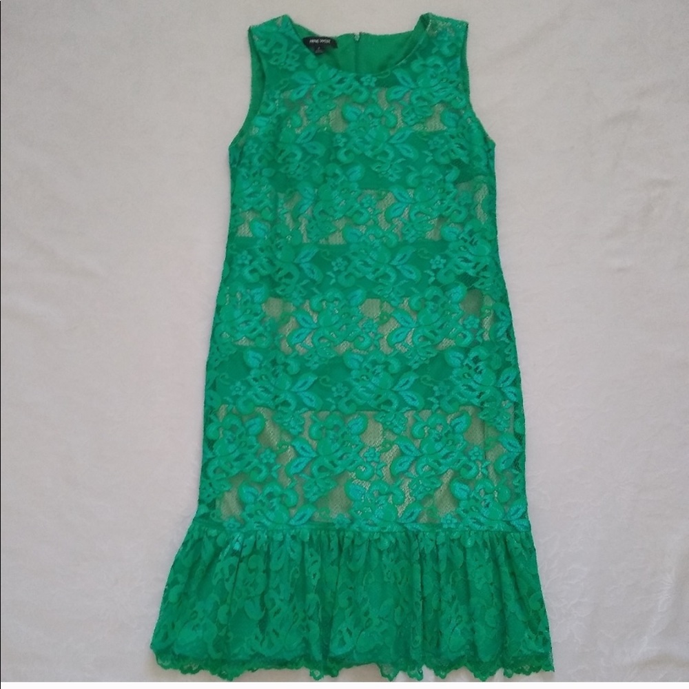 Emerald lace ruffled flounce hem dress